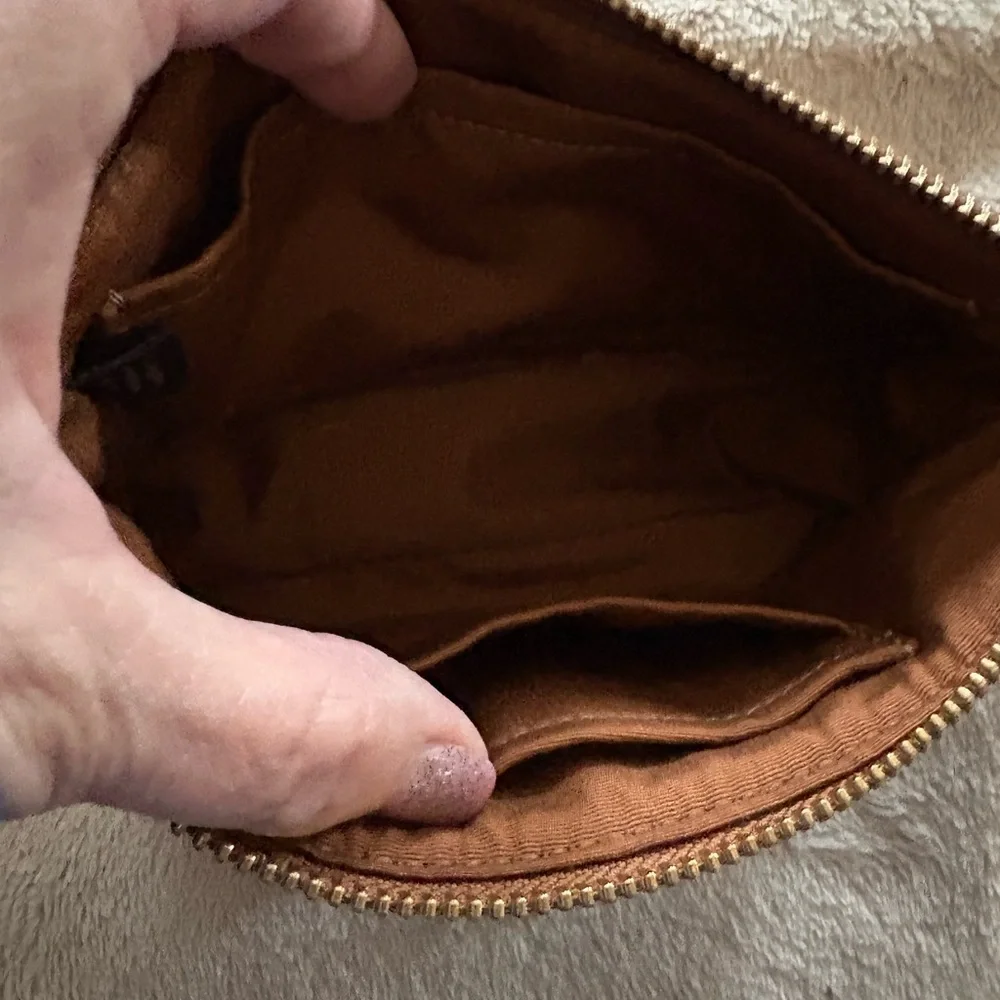 Coach Tan and Gold Shoulder Bag-used once. Like New. - Picture 7 of 8